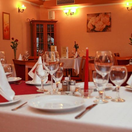 קזינצברציקה Hotel Lukacs Superior מראה חיצוני תמונה