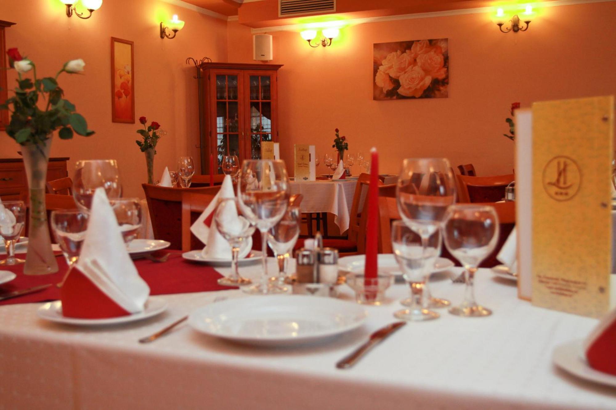 קזינצברציקה Hotel Lukacs Superior מראה חיצוני תמונה