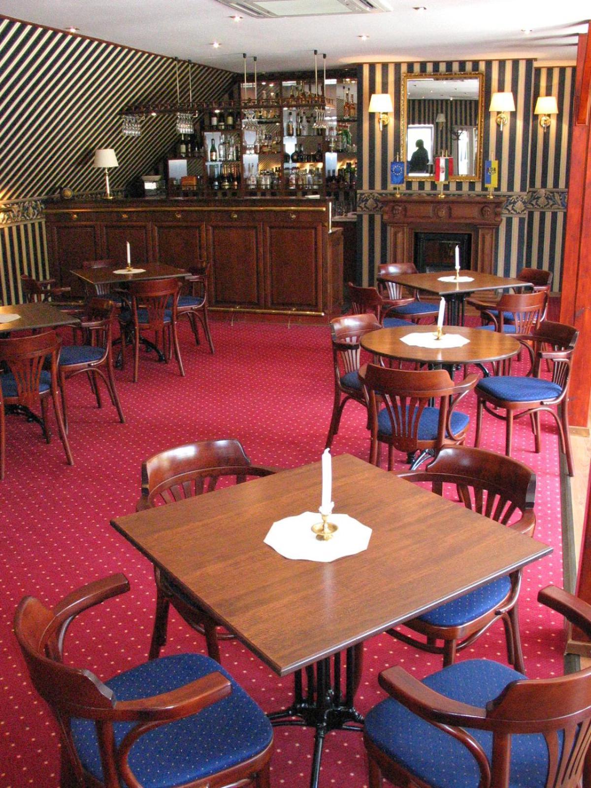 קזינצברציקה Hotel Lukacs Superior מראה חיצוני תמונה
