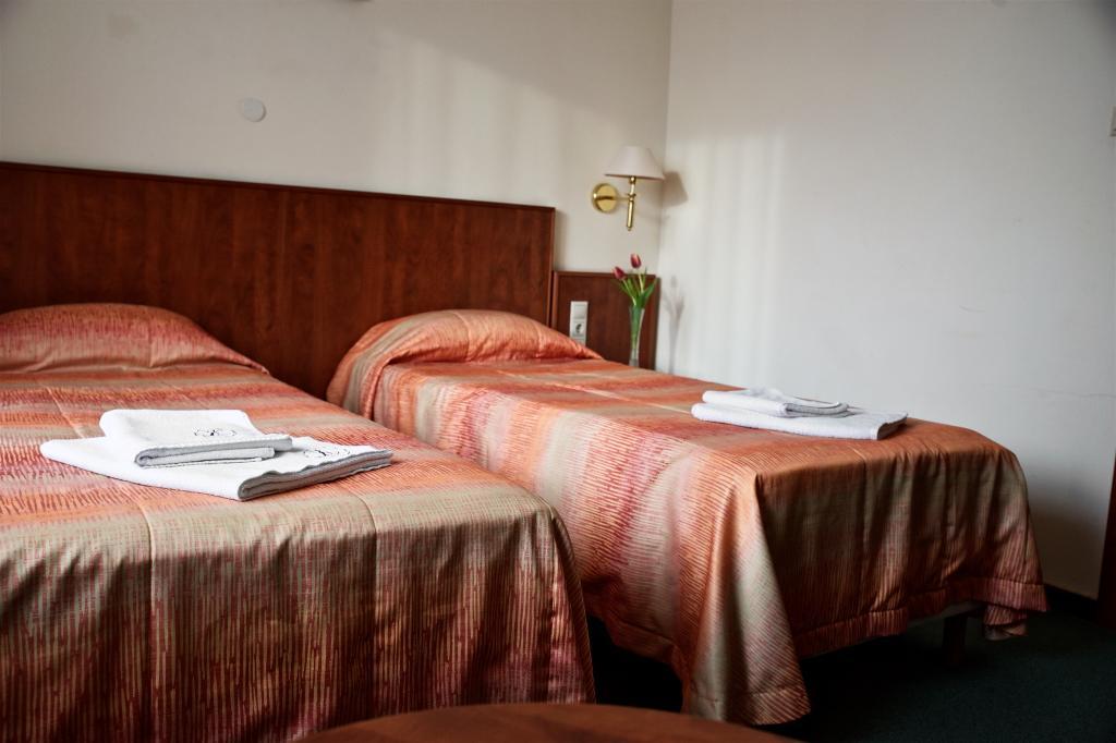 קזינצברציקה Hotel Lukacs Superior חדר תמונה