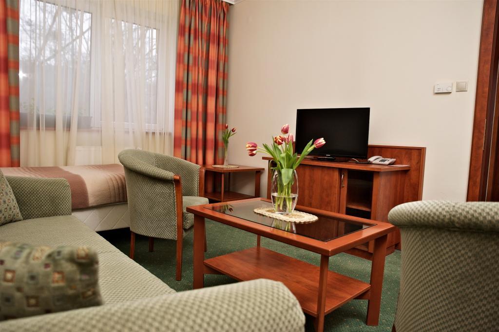 קזינצברציקה Hotel Lukacs Superior חדר תמונה